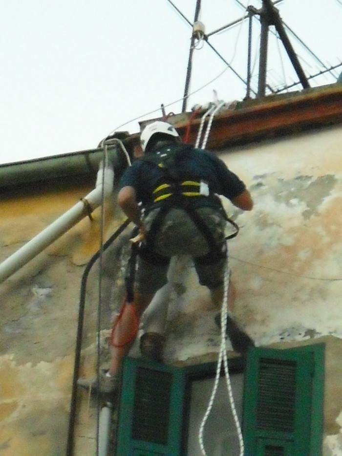 riparazione condotta di scarico fognario centro storico